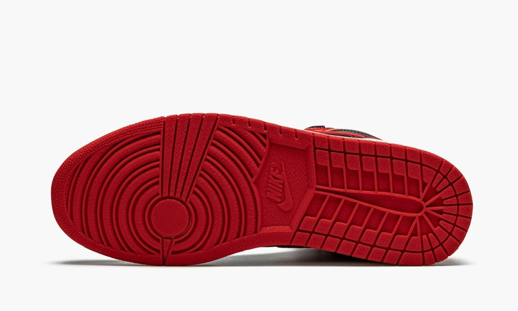 Air Jordan 1 Retro "BRED 01′" Sneakers