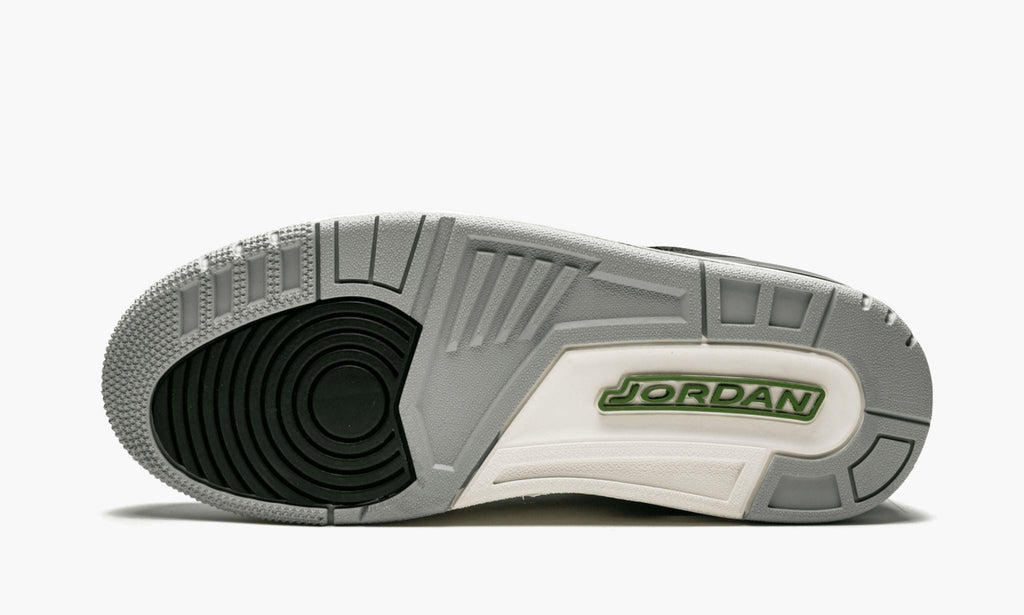 Air Jordan 3 Retro "Chlorophyll" Sneakers